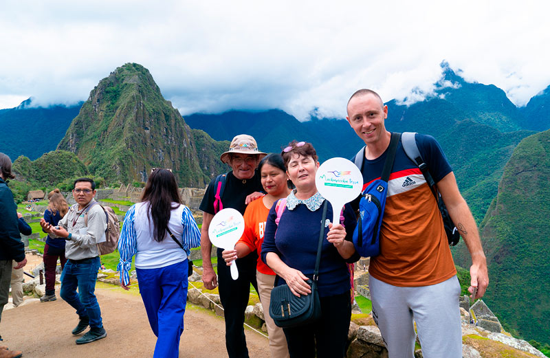 Turistas na excursão a Machu Picchu